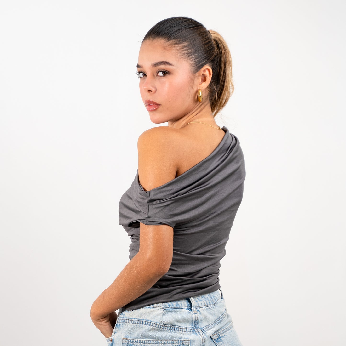TOP AMANDA GRIS